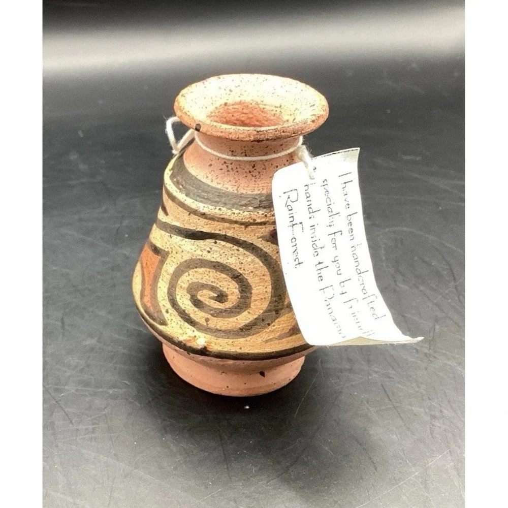Handcrafted Miniature‎ Pottery Vase From Panama Rain Forest 2.75